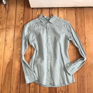Lightweight Chambray Button-Up by Burton size S
